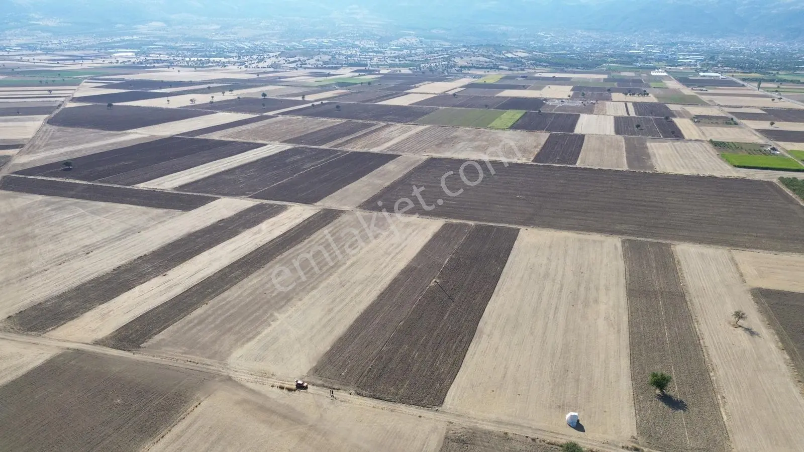 Serinhisar Cumhuriyet Mah. Ana Yola Yakın 4.154 M² Satılık Tarla — fotoğraf 13