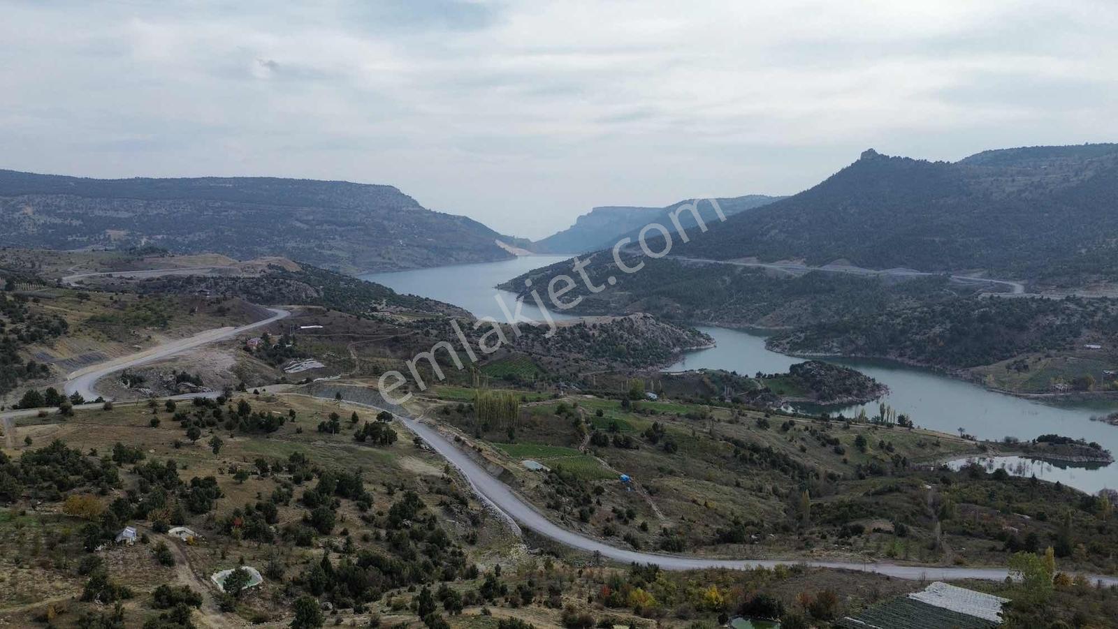 Sorgun'da Baraj Manzaralı 1.050m2 Arsa !! — fotoğraf 4