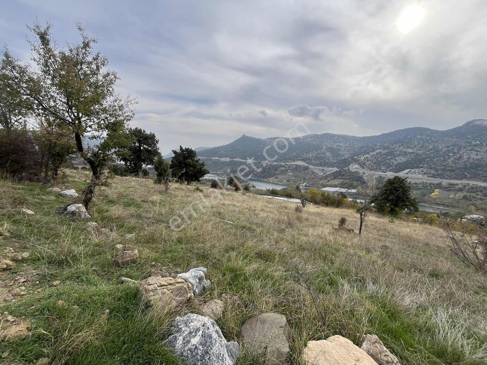Sorgun'da Baraj Manzaralı 1.050m2 Arsa !! — fotoğraf 8