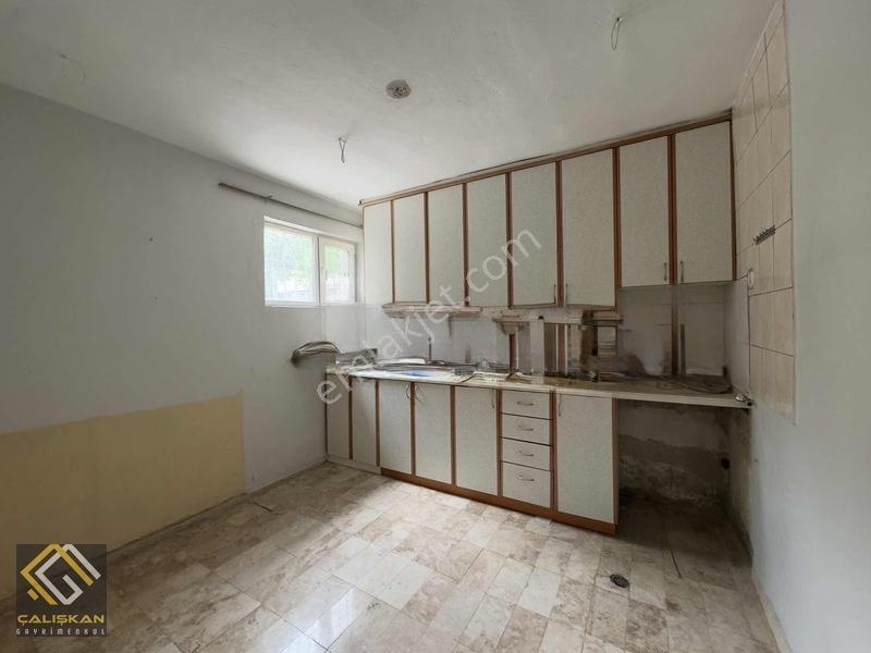 Yatırımlık Müstakil Ev & Arsa Fırsatı — fotoğraf 12