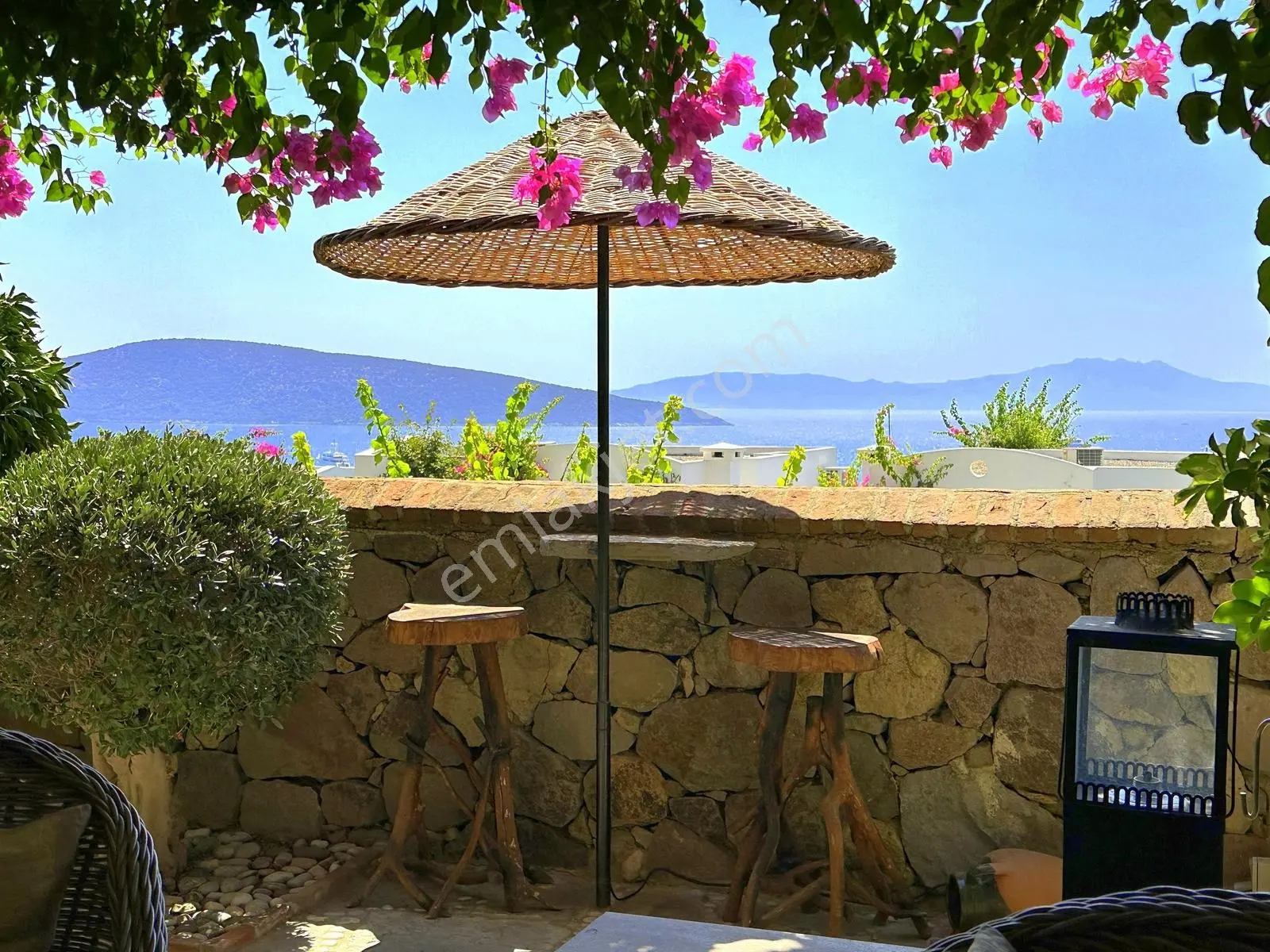 Kumbahçe Plaja 100M,Deniz Manzaralı,Bahçeli,Eşyalı Delüx Daire