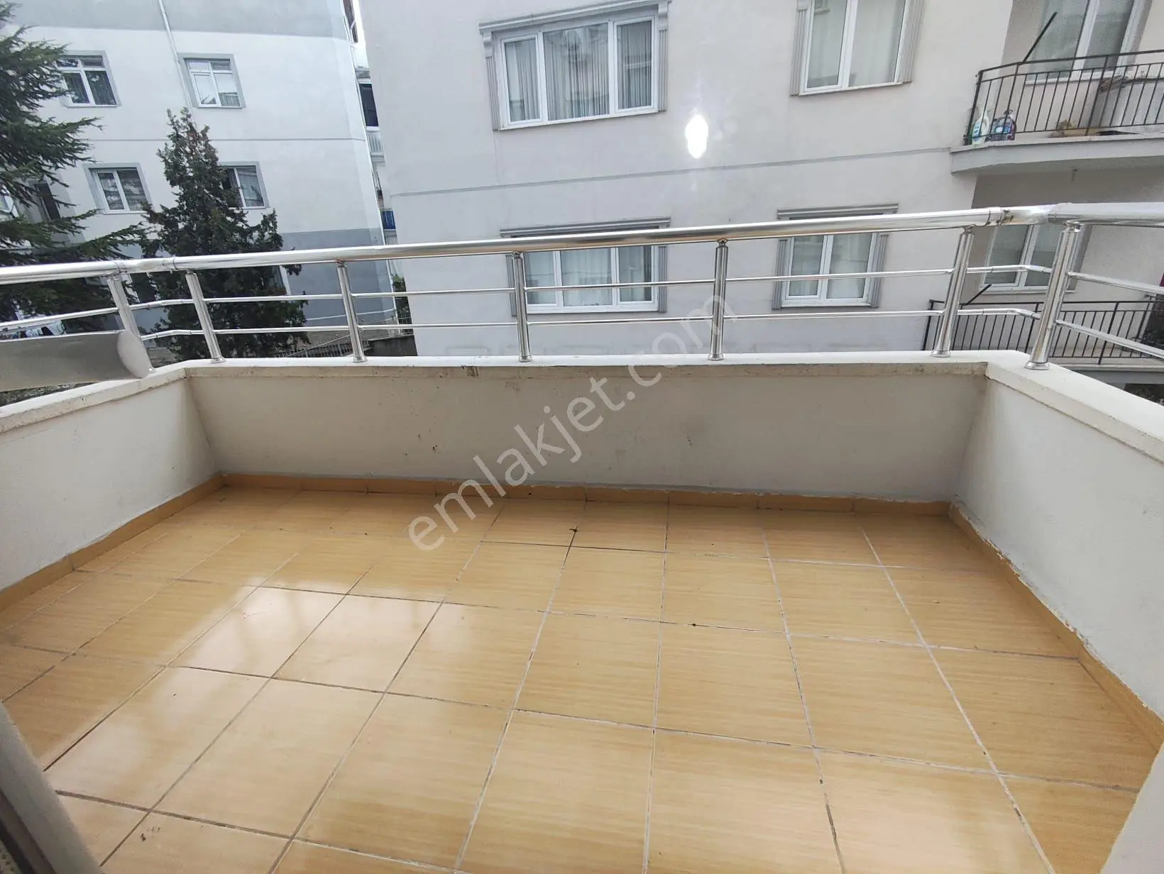Yılmaz Gayrimenkulden Masrafsız 3+1 Öncephe 1 Kat Satılık Daire Pazarlık Var — fotoğraf 5