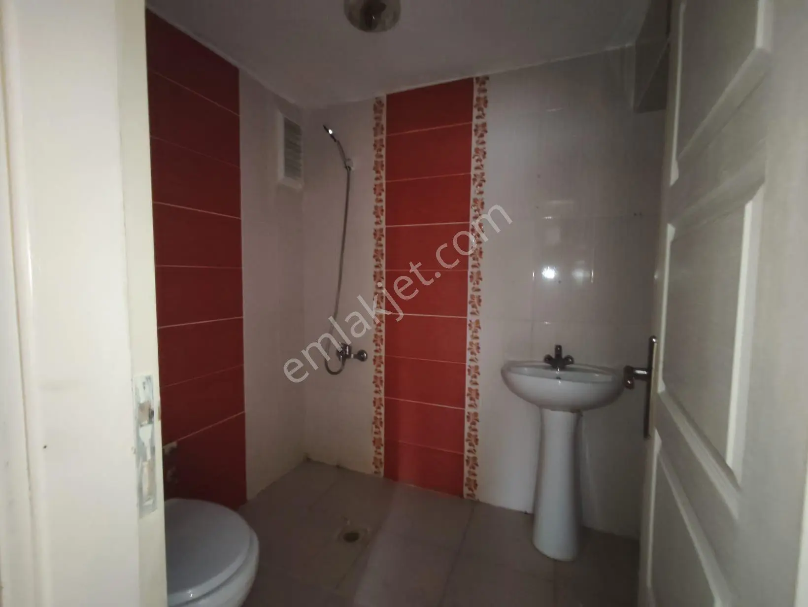 Yılmaz Gayrimenkulden Masrafsız 3+1 Öncephe 1 Kat Satılık Daire Pazarlık Var — fotoğraf 12
