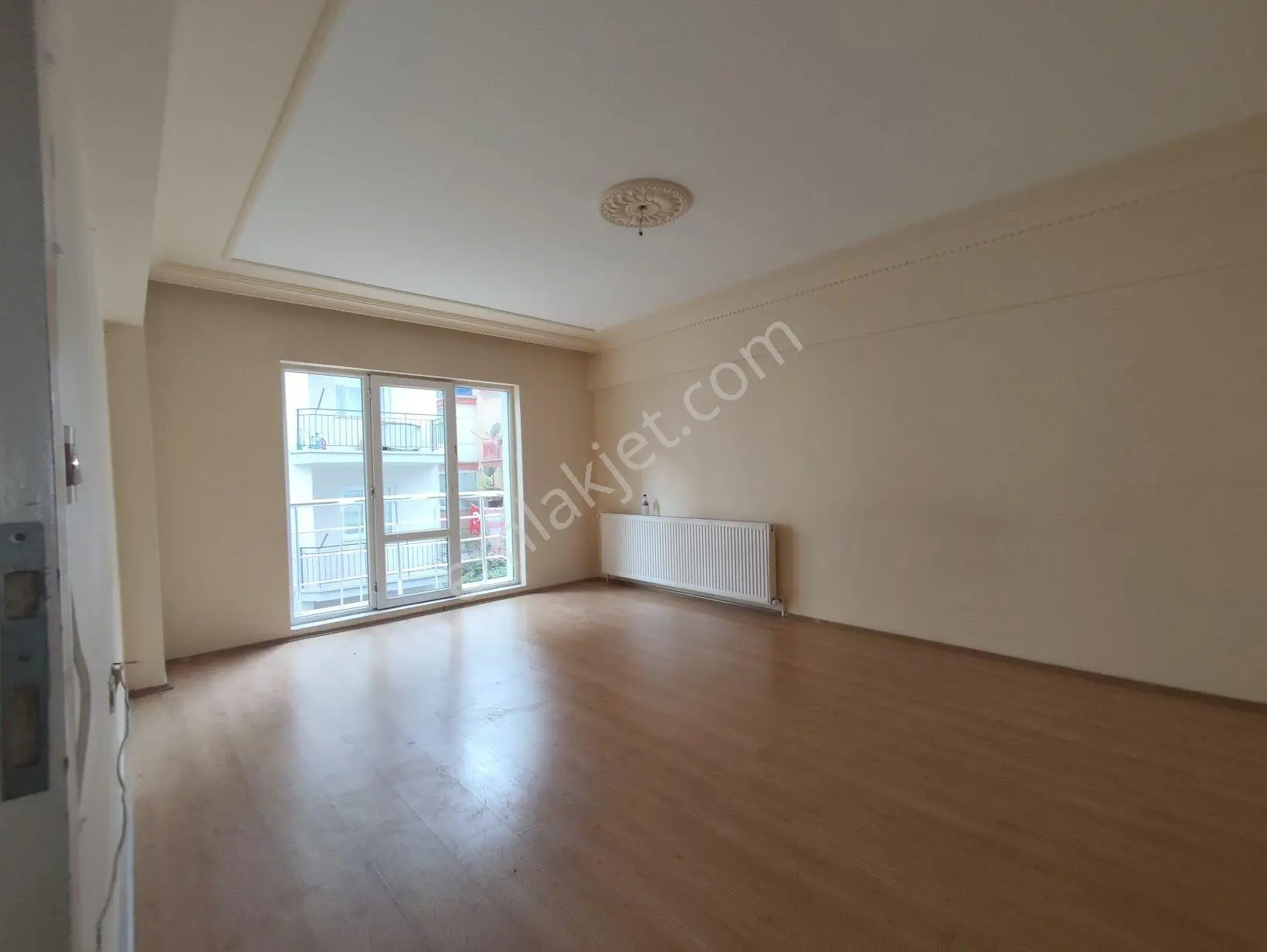 Yılmaz Gayrimenkulden Masrafsız 3+1 Öncephe 1 Kat Satılık Daire Pazarlık Var — fotoğraf 17