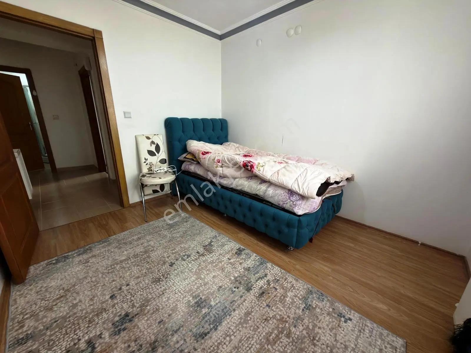 Alsancak Mh.ayyıldız-mit Yakını Giriş Konumunda 2+1 Yapılı Daire — fotoğraf 12
