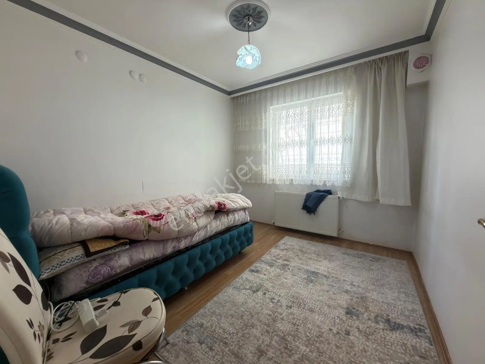 Alsancak Mh.ayyıldız-mit Yakını Giriş Konumunda 2+1 Yapılı Daire — fotoğraf 14