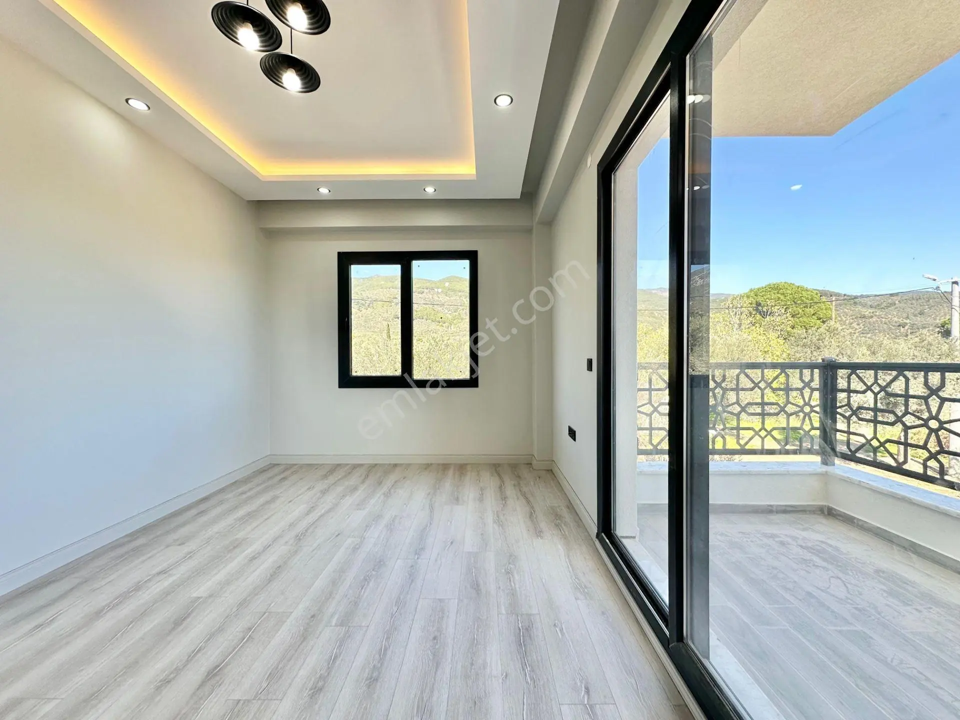 ꧁ Ay Emlaktan꧂güre'de Lüks Sitede Kuş Çıvıltılarıyla Huzur Bulacağınız Satılık 2+1 Şık Daire — fotoğraf 7