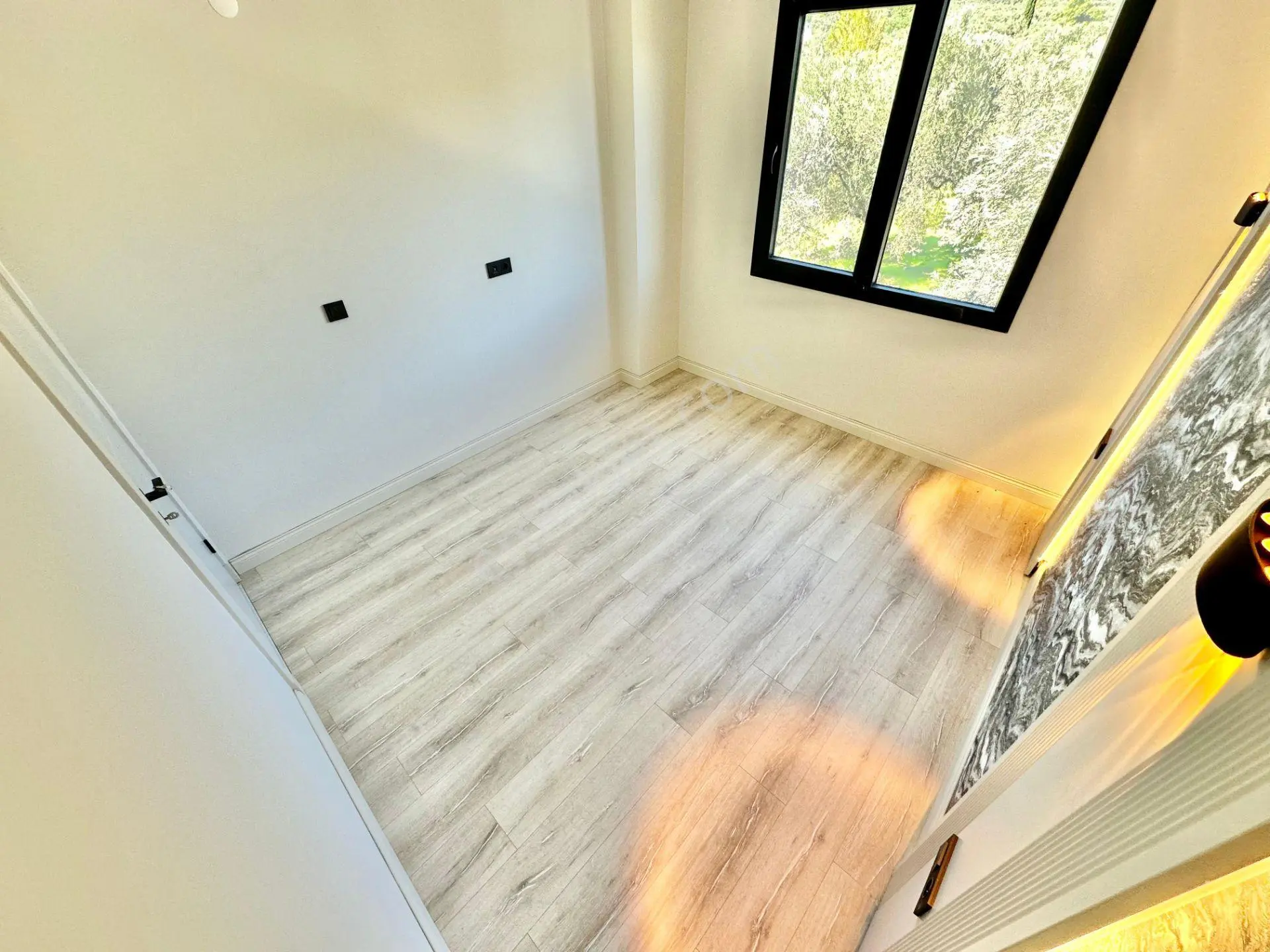 ꧁ Ay Emlaktan꧂güre'de Lüks Sitede Kuş Çıvıltılarıyla Huzur Bulacağınız Satılık 2+1 Şık Daire — fotoğraf 18