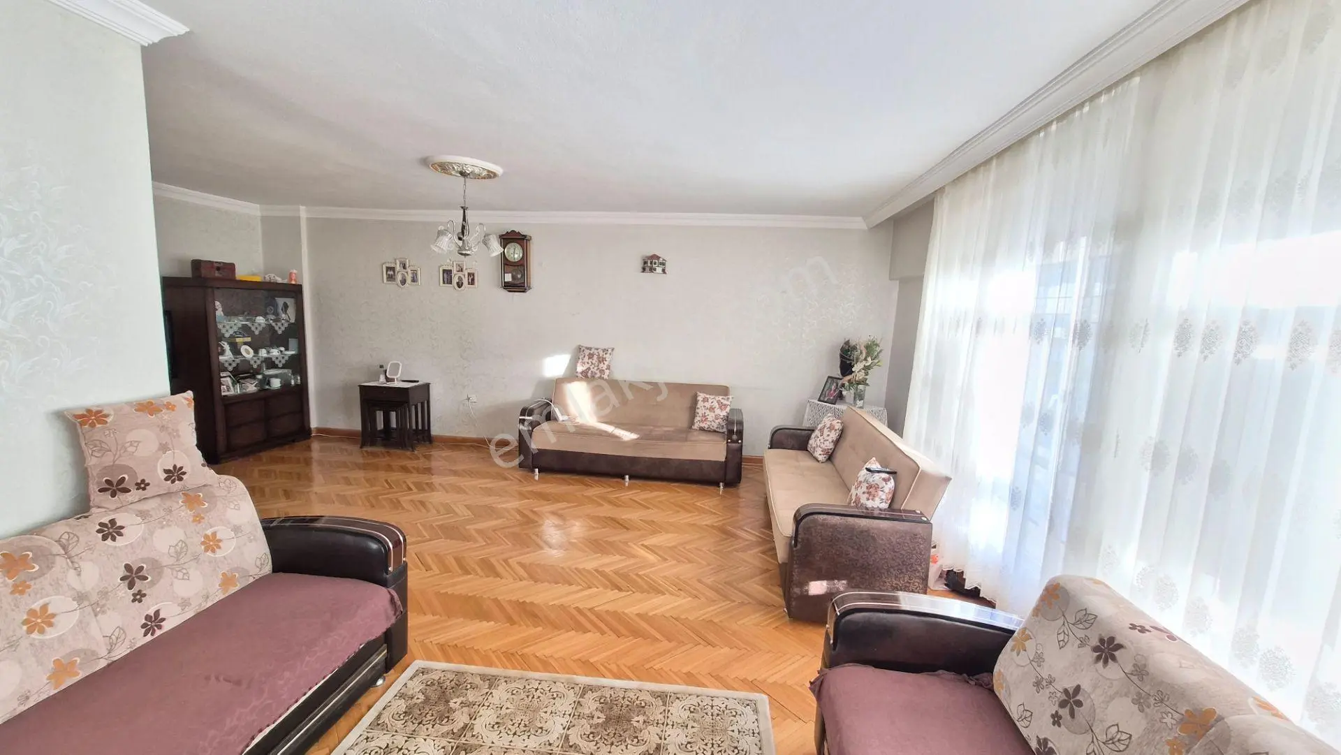 Kent Emlaktan Abidinpaşada 160 Metre 3+1 3. Katta Satılık Daire — fotoğraf 3