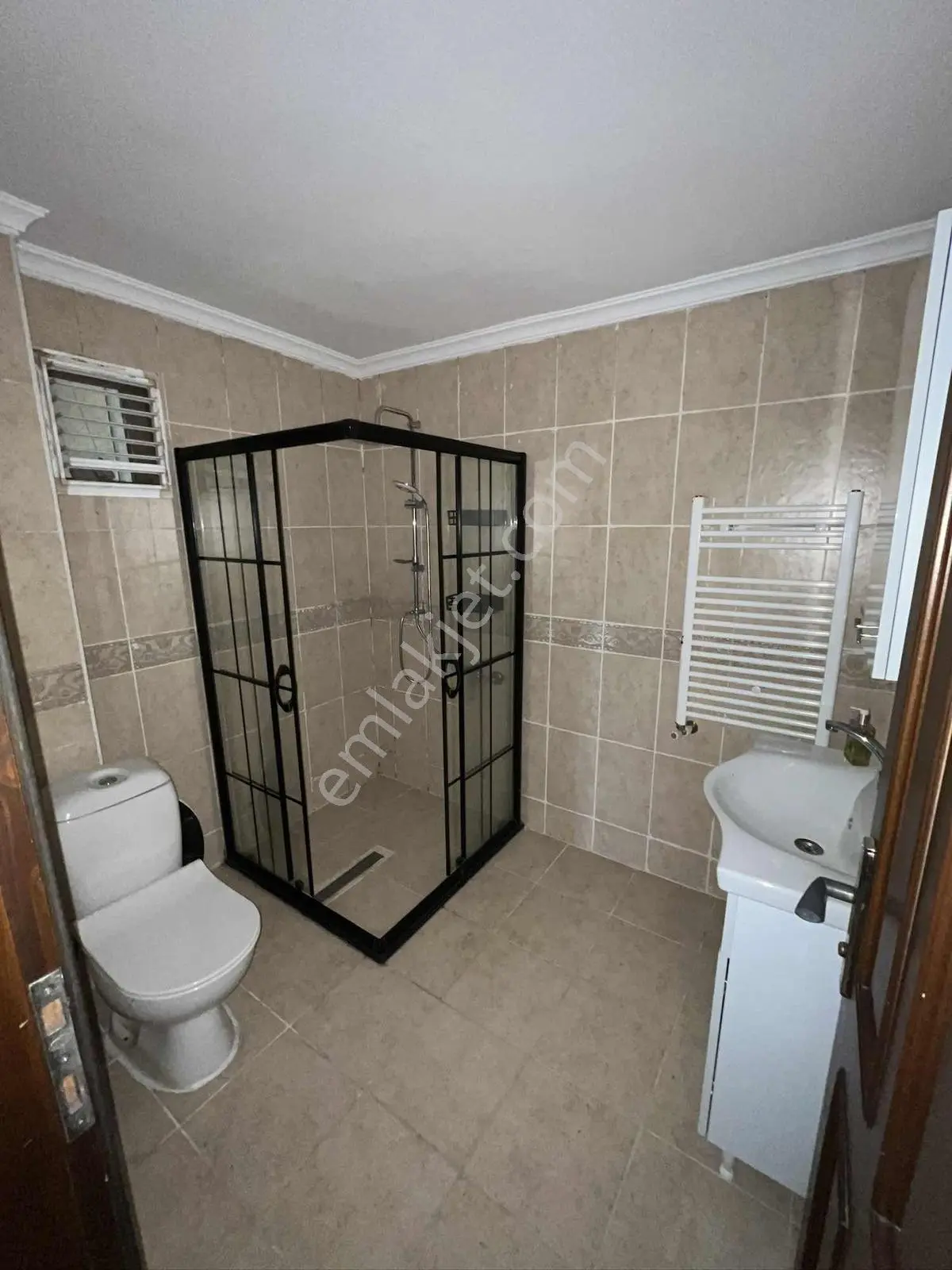 Yeşiltepe Merkezde Satılık 2+1 Daire — fotoğraf 25