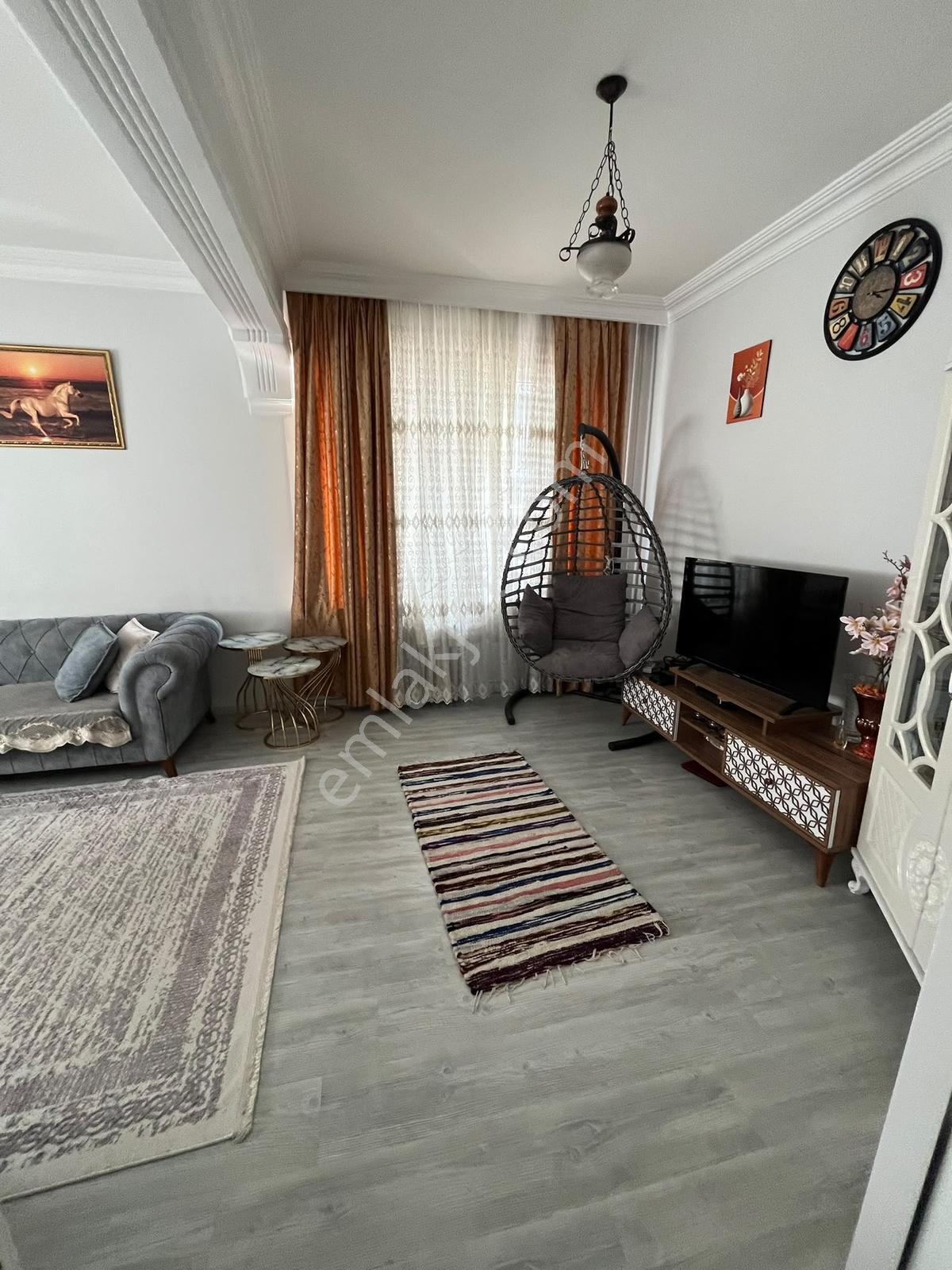 Koyuncuoğlu Petrol Yakını Malas Cad.üzeri 3+1 Satılık Daire — fotoğraf 7