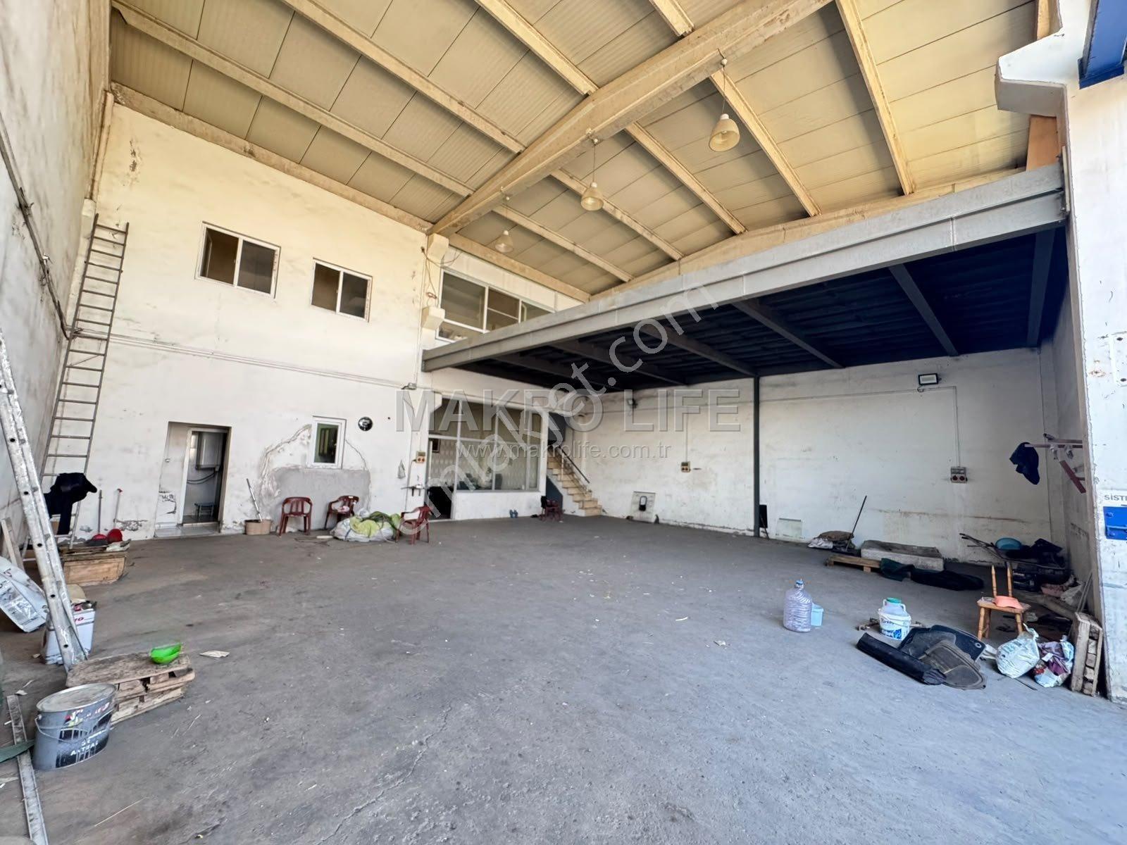 Metalciler Sitesi’nde 200 M² Asma Katlı, Masrafsız Satılık İş Yeri — fotoğraf 3