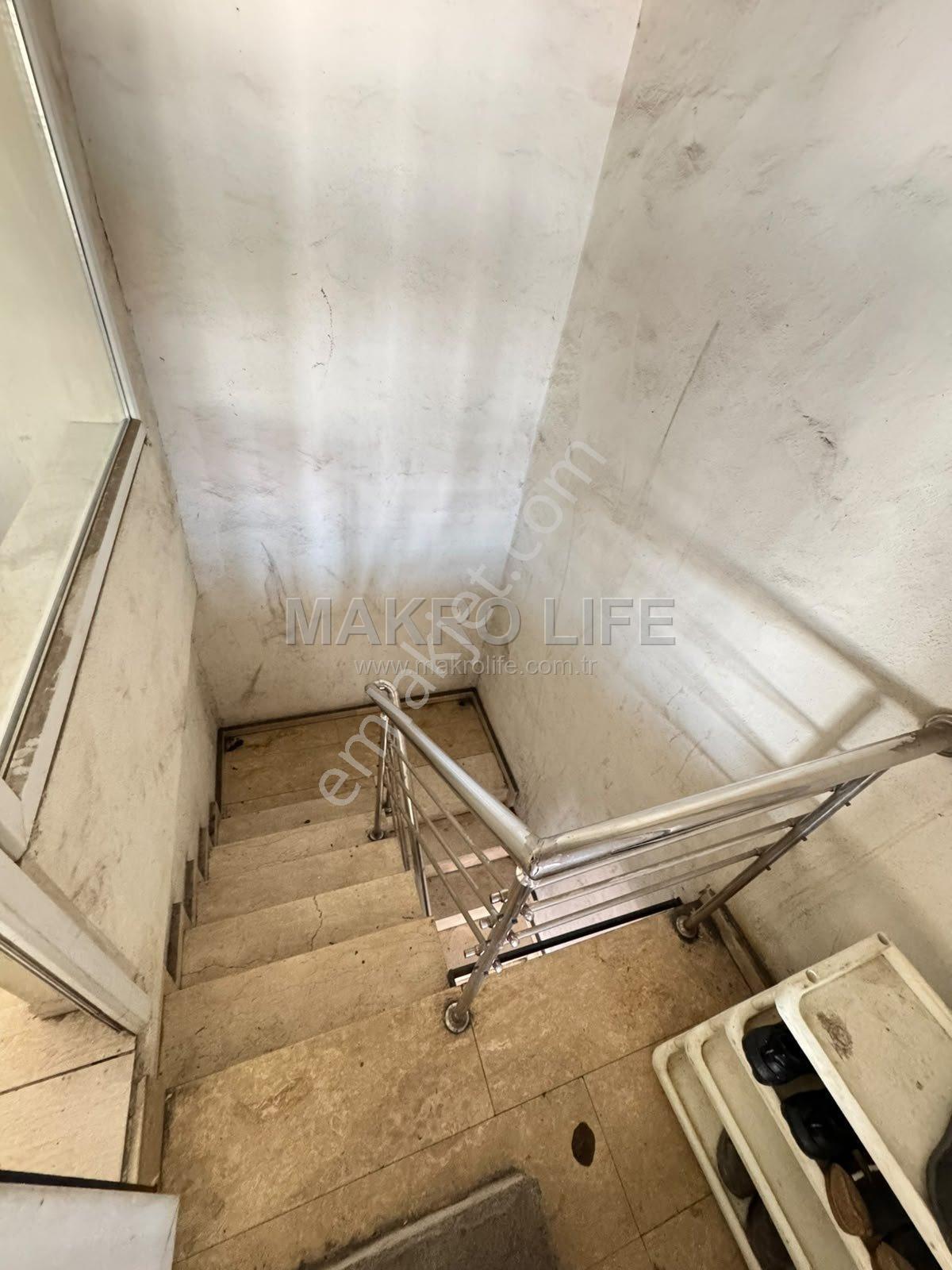 Metalciler Sitesi’nde 200 M² Asma Katlı, Masrafsız Satılık İş Yeri — fotoğraf 9