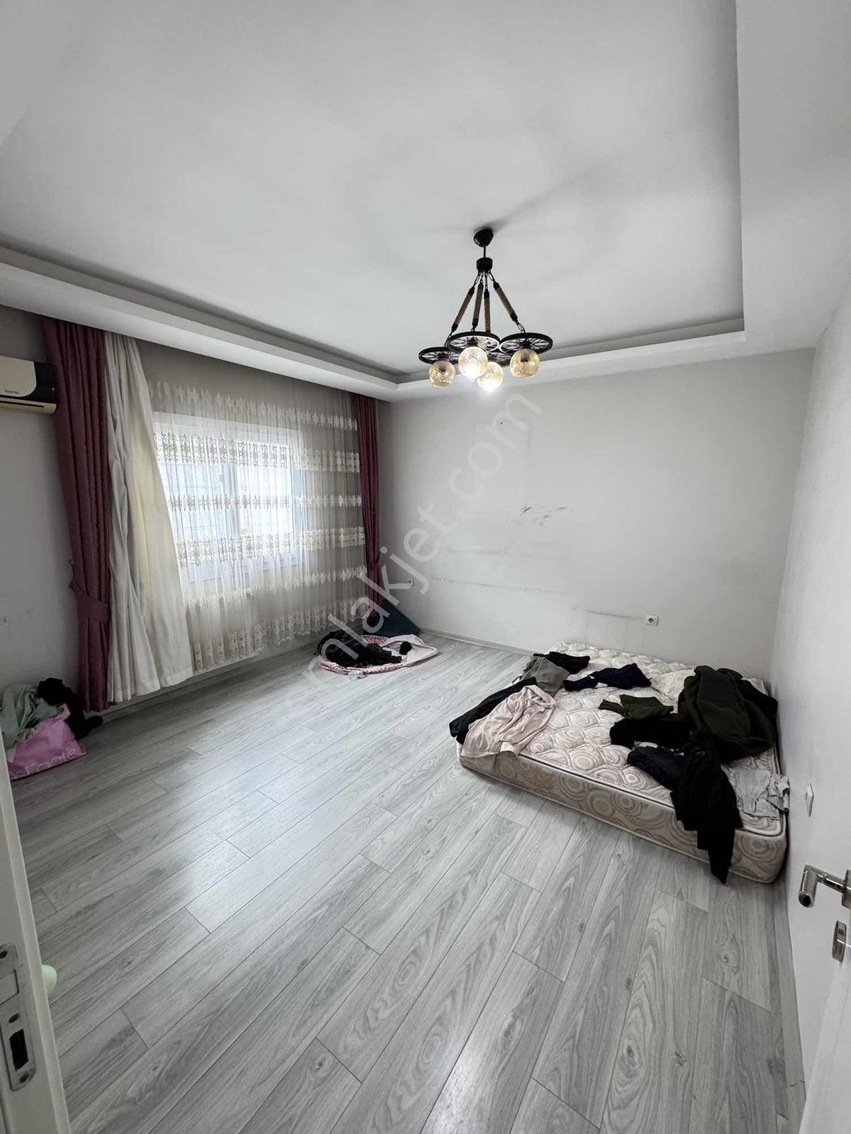 Umut Balta Gayrimenkul'den Ulus Mah Geniş Satılık Daire 3+1 — fotoğraf 19