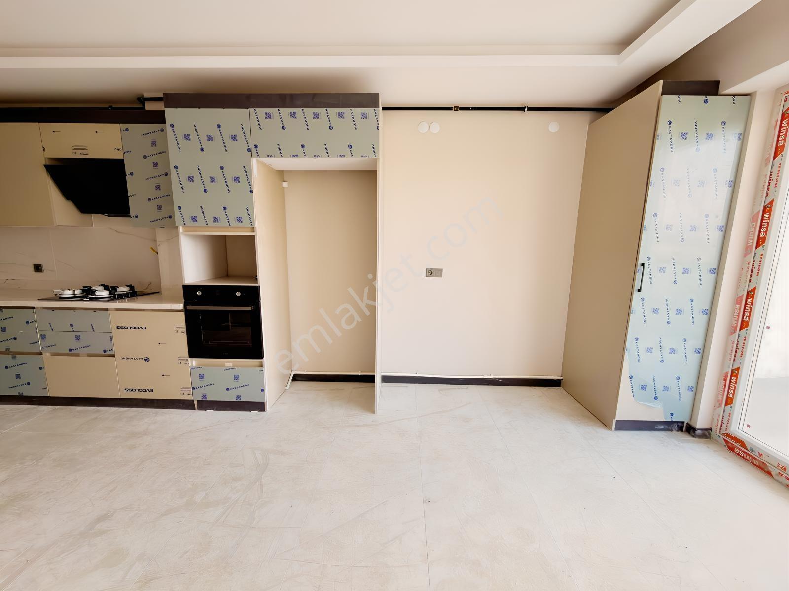 Vip'den Saray'da Lüks Yapılı Sitede Sıfır 3,5+1 Satılık Daire — fotoğraf 5