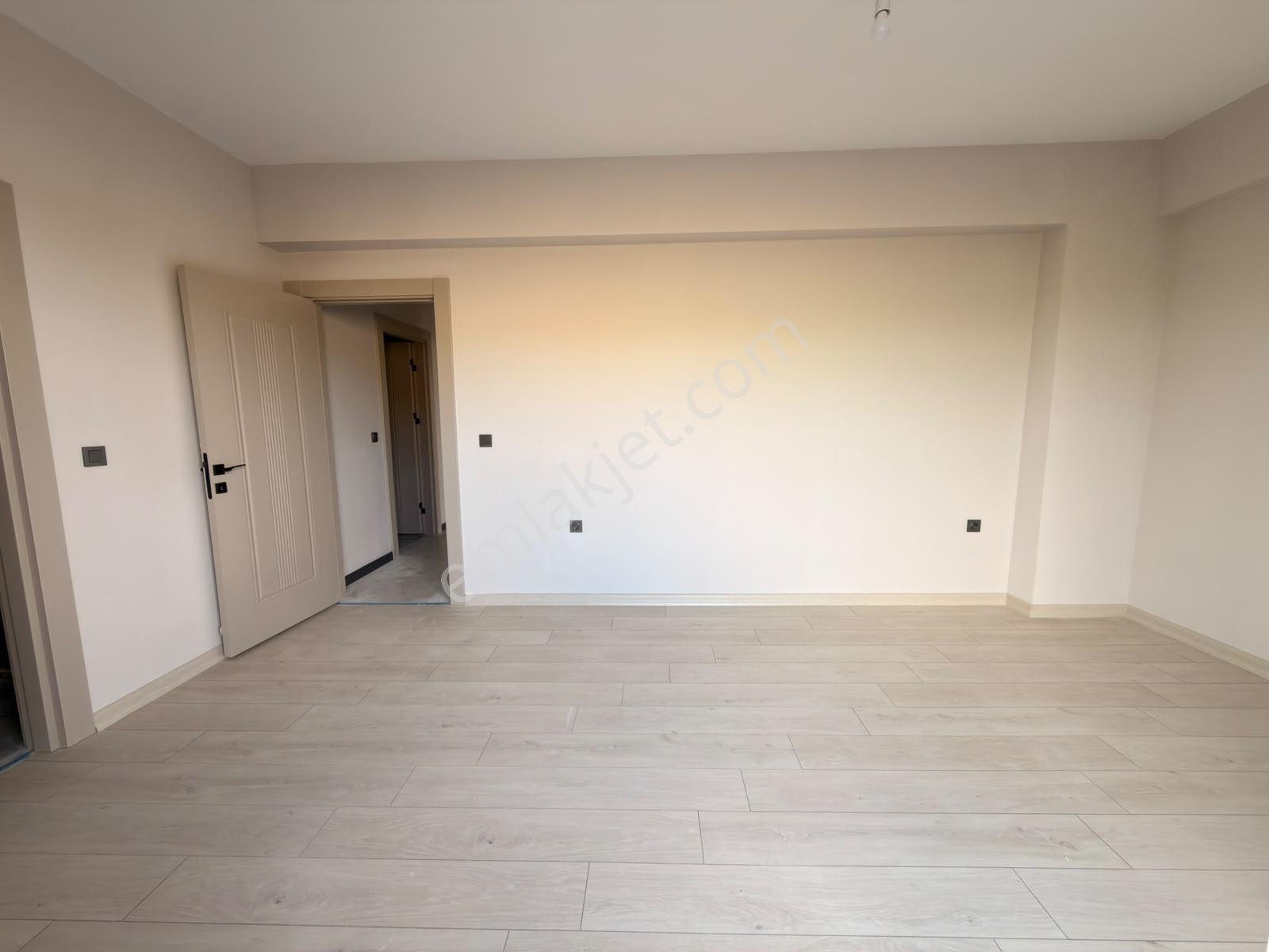 Vip'den Saray'da Lüks Yapılı Sitede Sıfır 3,5+1 Satılık Daire — fotoğraf 10