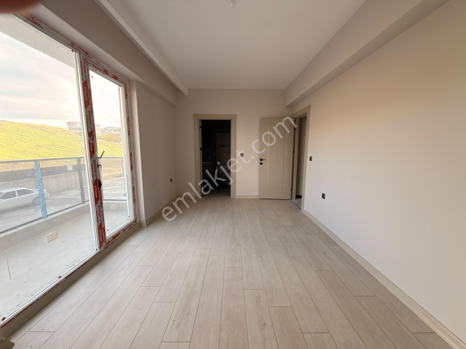Vip'den Saray'da Lüks Yapılı Sitede Sıfır 3,5+1 Satılık Daire — fotoğraf 11