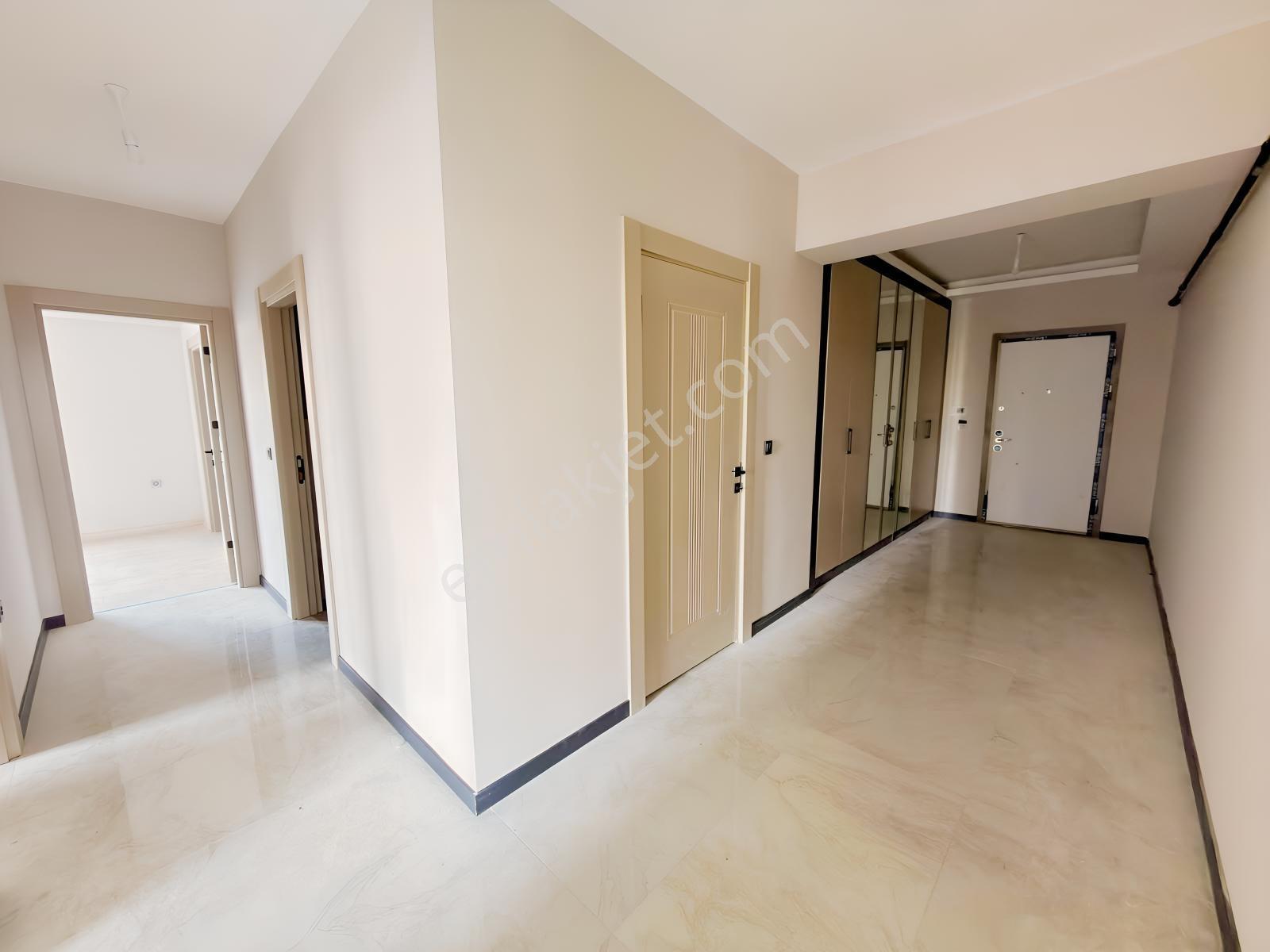 Vip'den Saray'da Lüks Yapılı Sitede Sıfır 3,5+1 Satılık Daire — fotoğraf 18