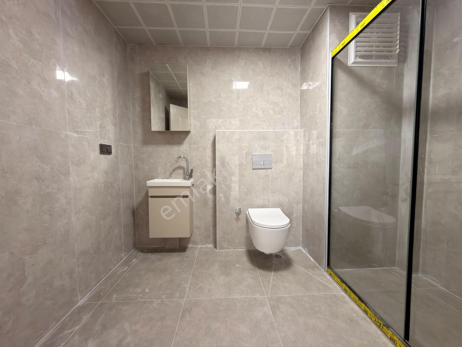 Vip'den Saray'da Lüks Yapılı Sitede Sıfır 3,5+1 Satılık Daire — fotoğraf 19