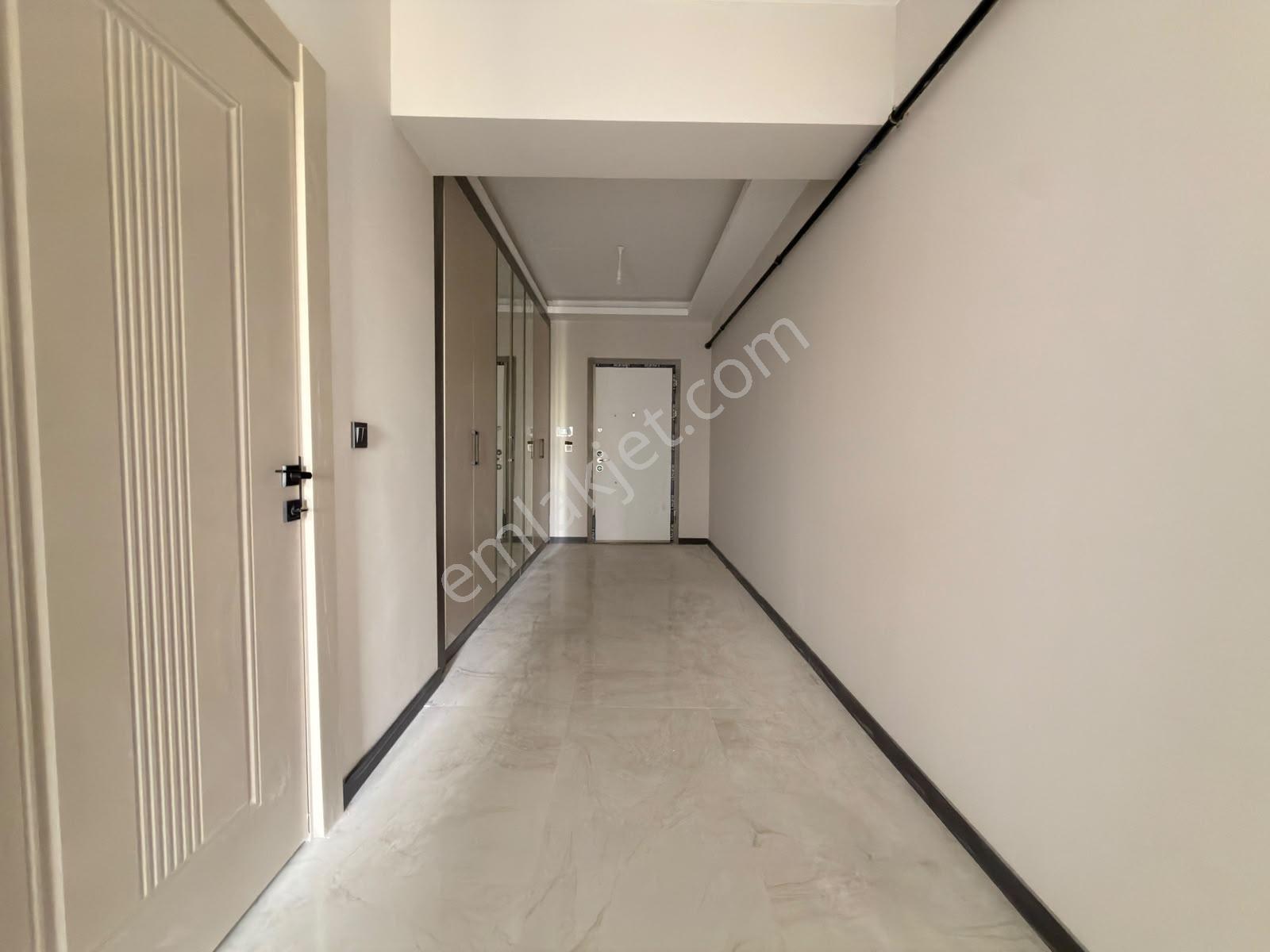 Vip'den Saray'da Lüks Yapılı Sitede Sıfır 3,5+1 Satılık Daire — fotoğraf 25