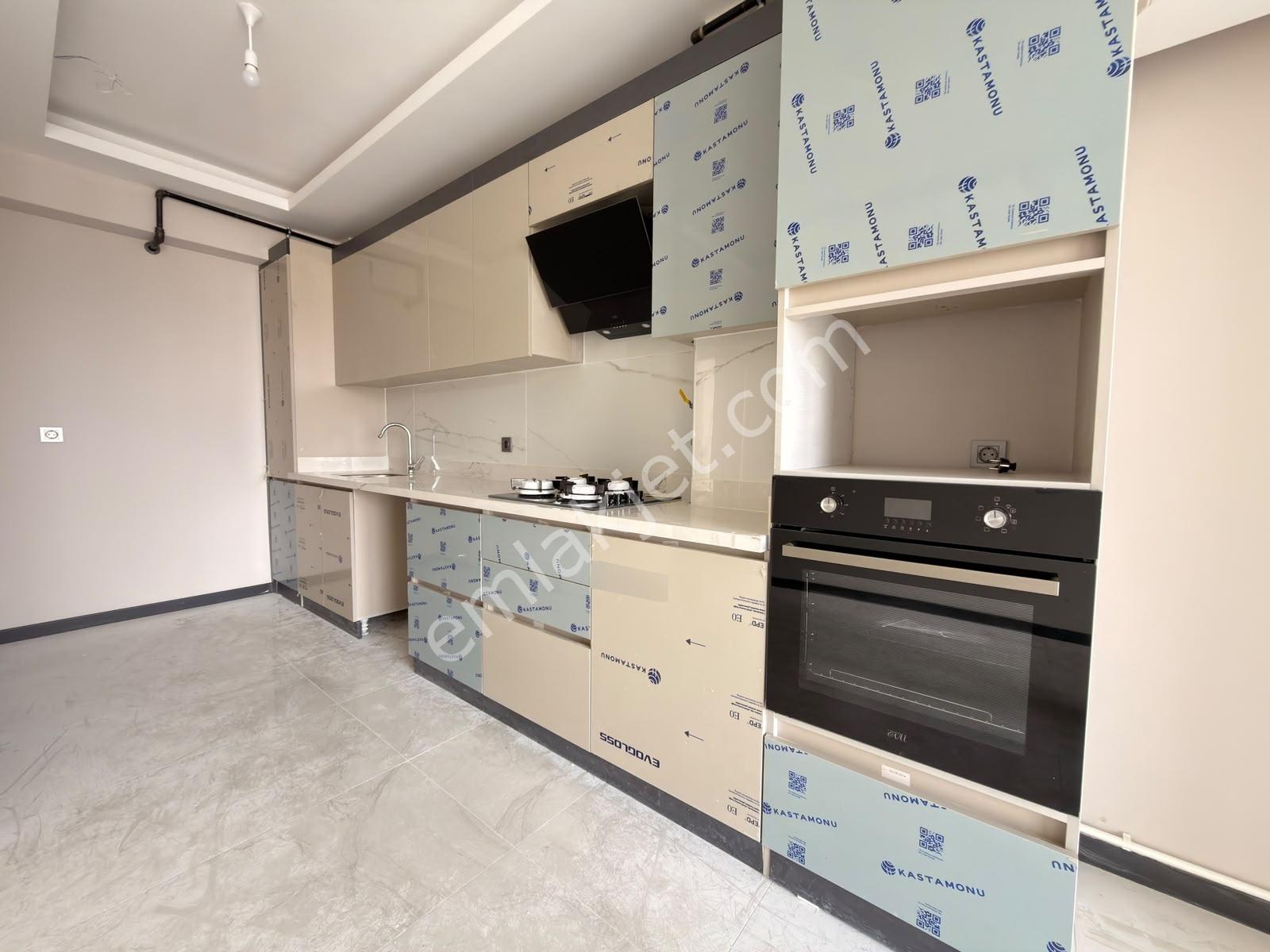Vip'den Saray'da Lüks Yapılı Sitede Sıfır 3,5+1 Satılık Daire — fotoğraf 26