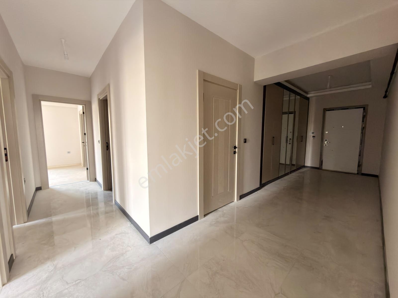 Vip'den Saray'da Lüks Yapılı Sitede Sıfır 3,5+1 Satılık Daire — fotoğraf 33