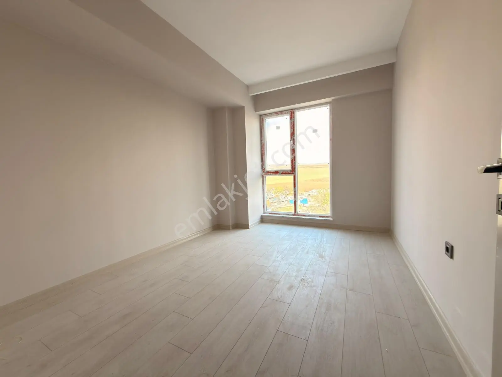 Vip'den Saray'da Lüks Yapılı Sitede Sıfır 3,5+1 Satılık Daire — fotoğraf 42