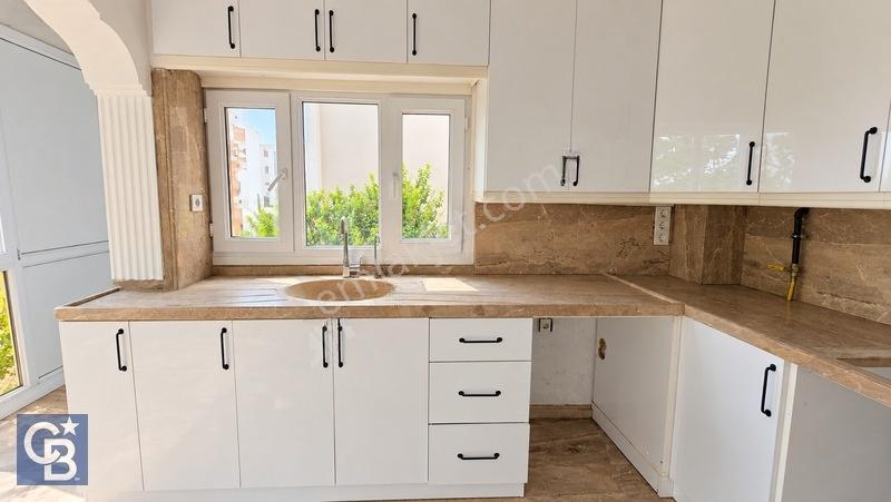 Aliağa Kültür'de Satılık 3+1 Tadilatlı Ara Kat Satılık Daire — fotoğraf 4