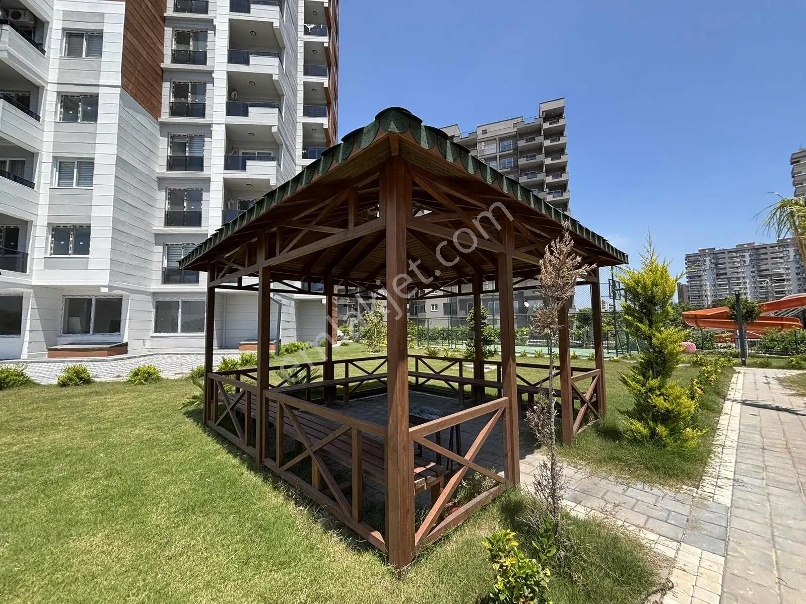 Çeşmelide Deniz Manzaralı Lüks Sitede 2+1 Fırsat Daire — fotoğraf 3