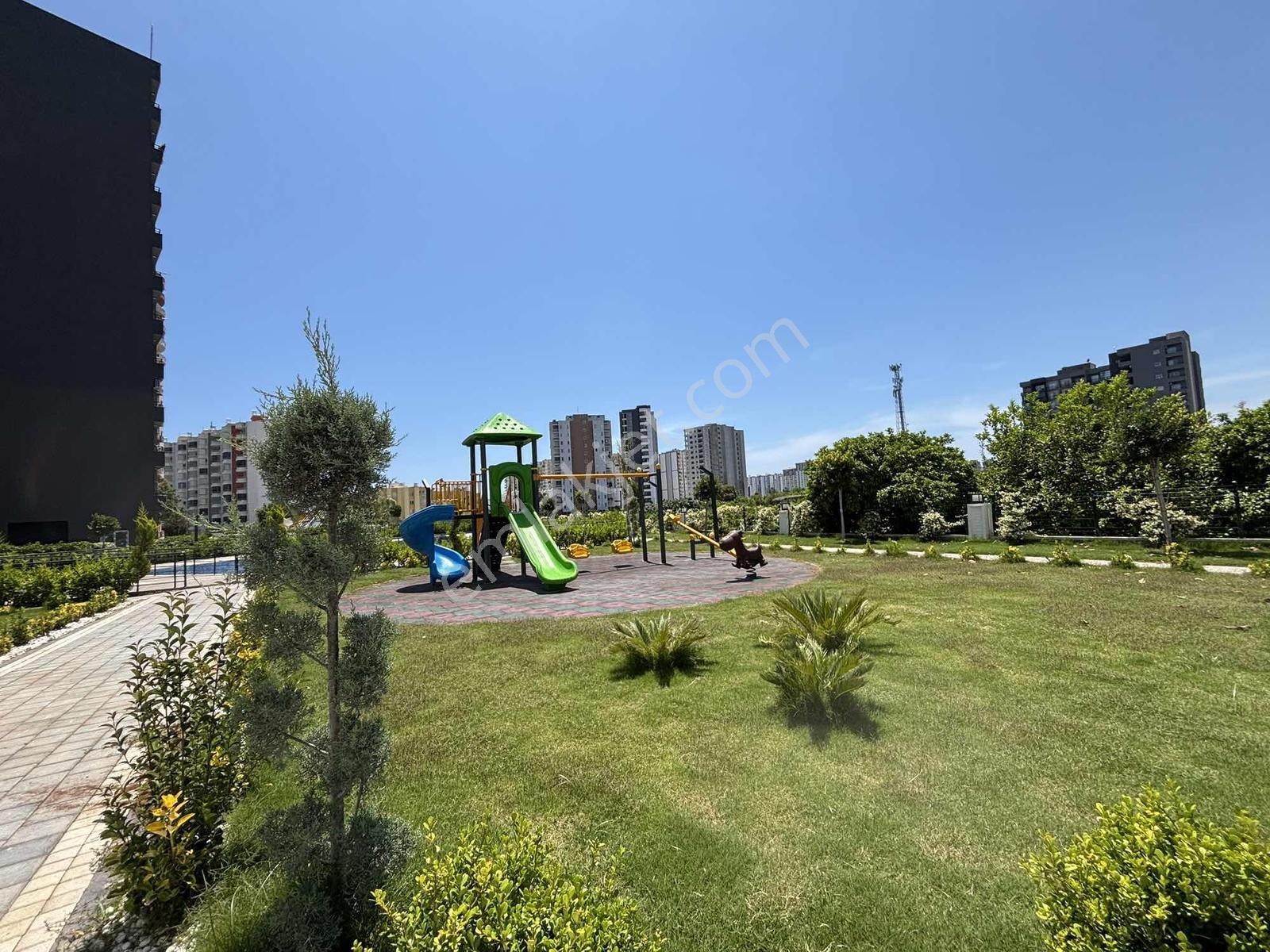 Çeşmelide Deniz Manzaralı Lüks Sitede 2+1 Fırsat Daire — fotoğraf 18