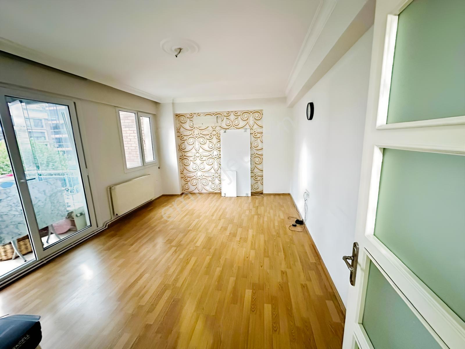 29 Karşıyaka Şemiklerde Satılık 2 + 1 Daire — fotoğraf 3