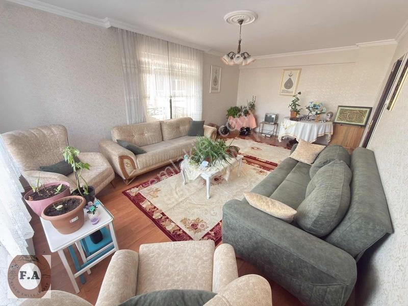 Osmangazi Mah.kat Konumun Da Yüksek Giriş 3+1 Satılık Daire Acil — fotoğraf 6