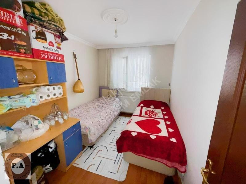 Osmangazi Mah.kat Konumun Da Yüksek Giriş 3+1 Satılık Daire Acil — fotoğraf 11