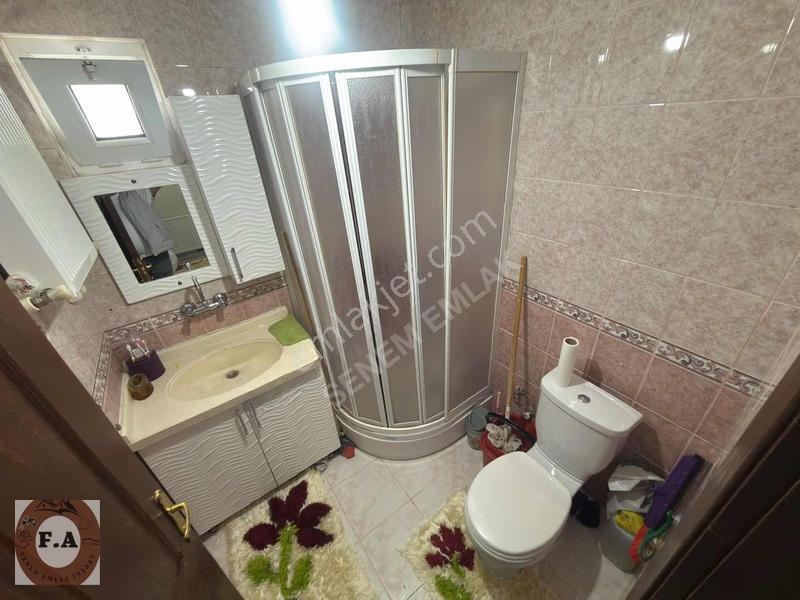 Osmangazi Mah.kat Konumun Da Yüksek Giriş 3+1 Satılık Daire Acil — fotoğraf 22