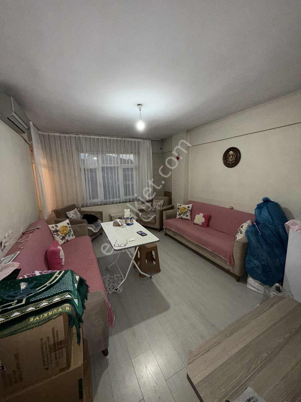 Tek Dğan'Dan Çırpıcıda 2+1 Satlık Daire