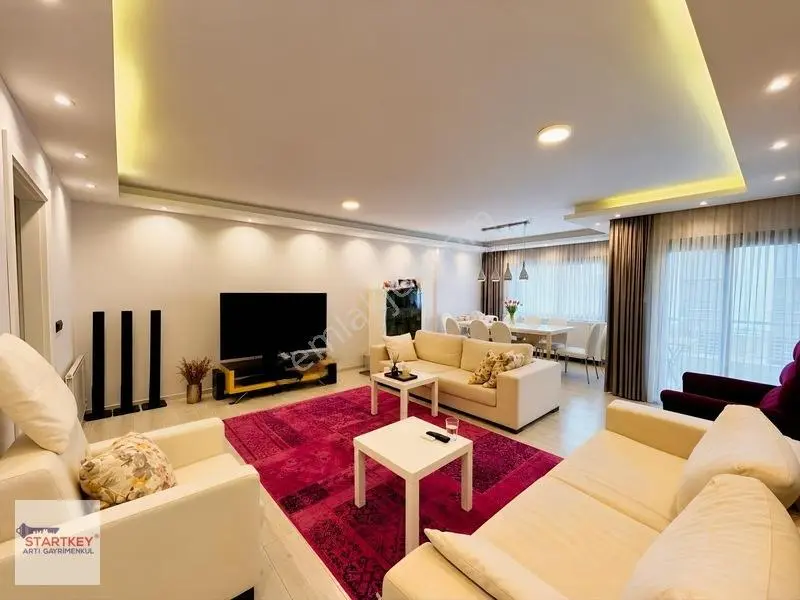 Bostanlı Akbank Sokakları'nda Geniş Bakımlı 3+1 Satılık Daire — fotoğraf 3