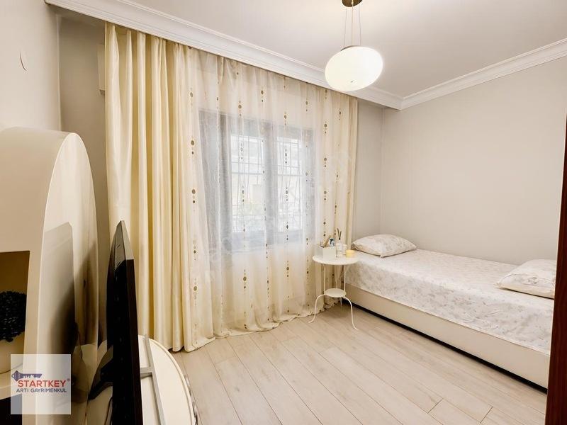 Bostanlı Akbank Sokakları'nda Geniş Bakımlı 3+1 Satılık Daire — fotoğraf 15
