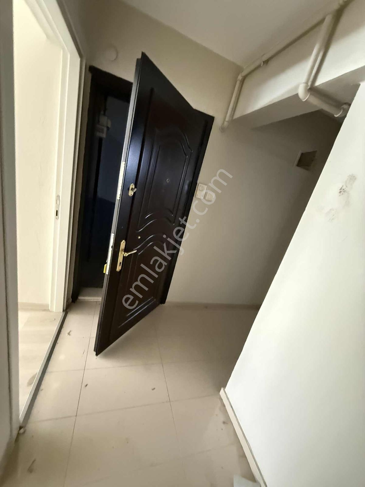 Necatbey İ.ö.okulu Yakınında 3+1 Arakat Bahçeli Fırsat Daire — fotoğraf 11