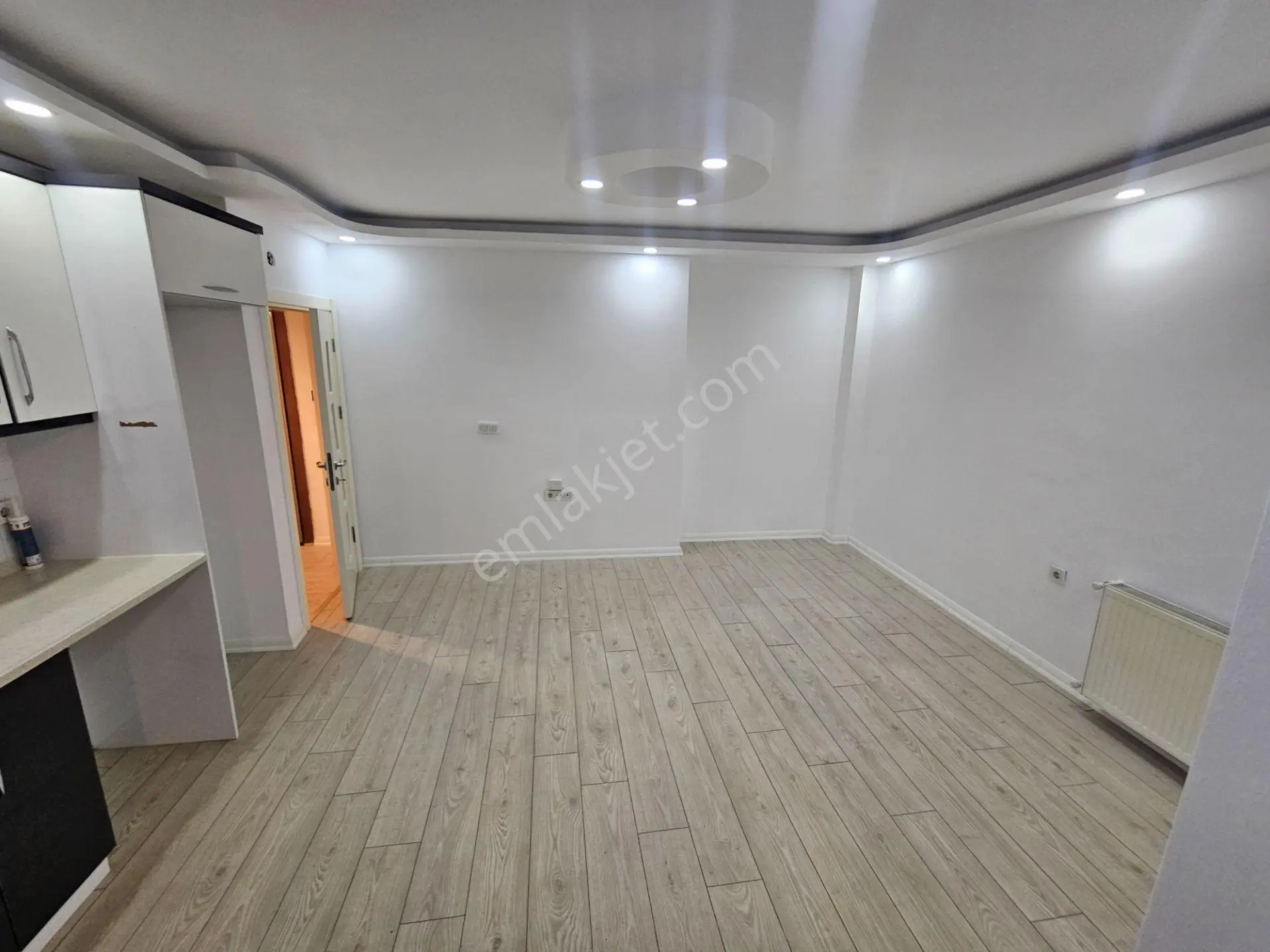 Cantan Emlaktan Akçay İkızçayda Dogalgazlı Cam Balkonlu Lüks 1+1 Daire — fotoğraf 14