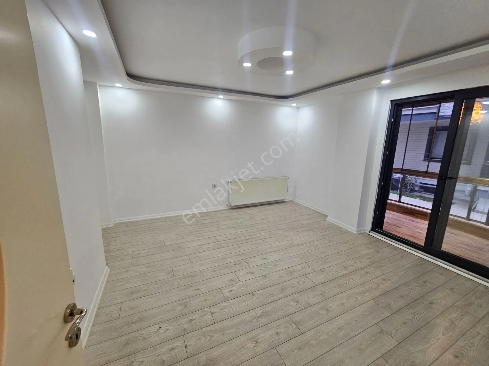 Cantan Emlaktan Akçay İkızçayda Dogalgazlı Cam Balkonlu Lüks 1+1 Daire — fotoğraf 20