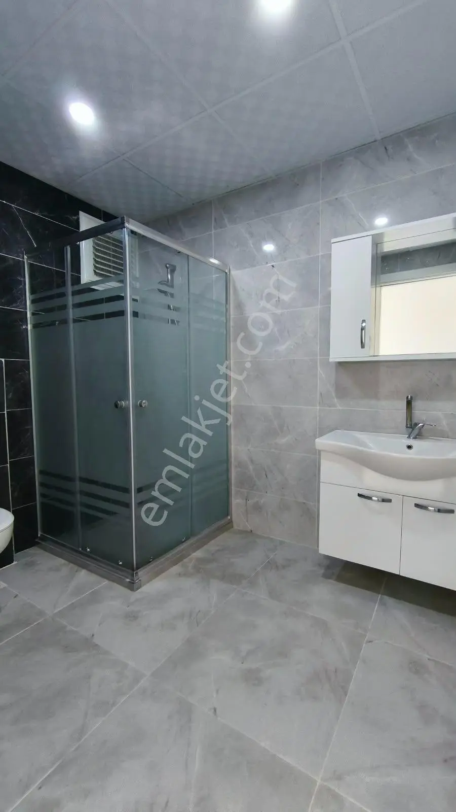 Truva/nazım Demirci'den İlkadım Kışla Satılık 3+1 Fırsat Daire — fotoğraf 16