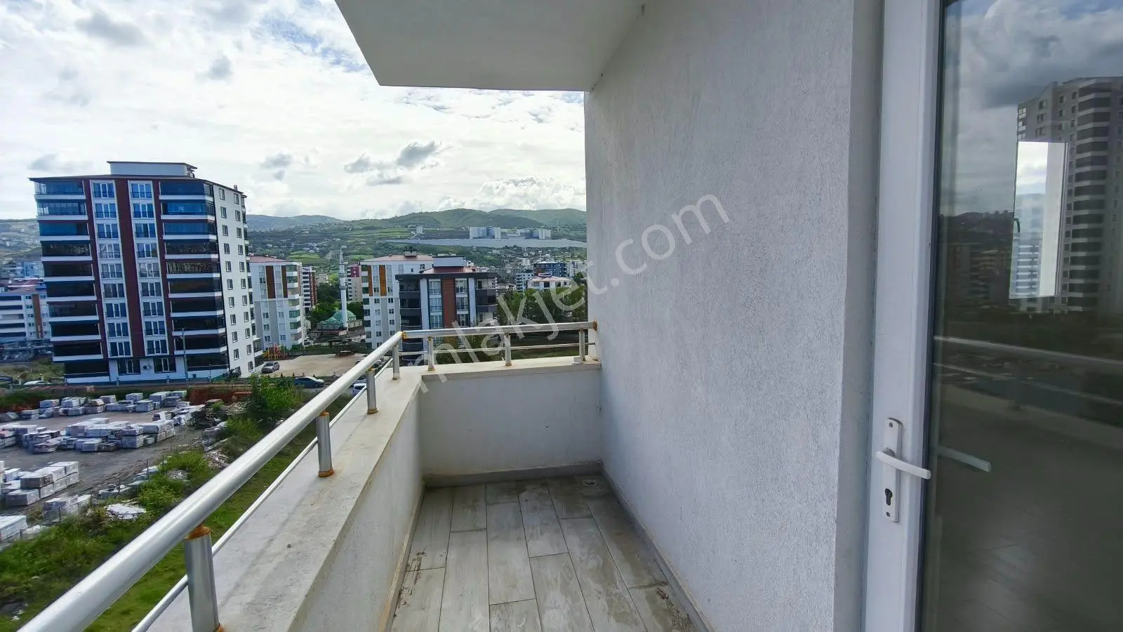 Truva/nazım Demirci'den İlkadım Kışla Satılık 3+1 Fırsat Daire — fotoğraf 28