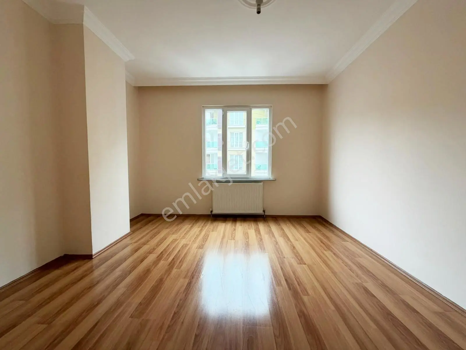 Bağlarçeşme Mh'de Cadde Üzerinde Kat Mülkiyetli 2+1 Daire — fotoğraf 5