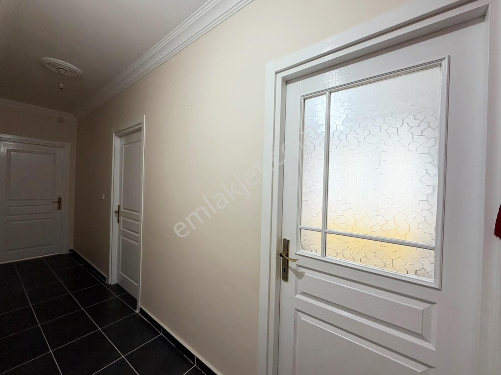 Bağlarçeşme Mh'de Cadde Üzerinde Kat Mülkiyetli 2+1 Daire — fotoğraf 15
