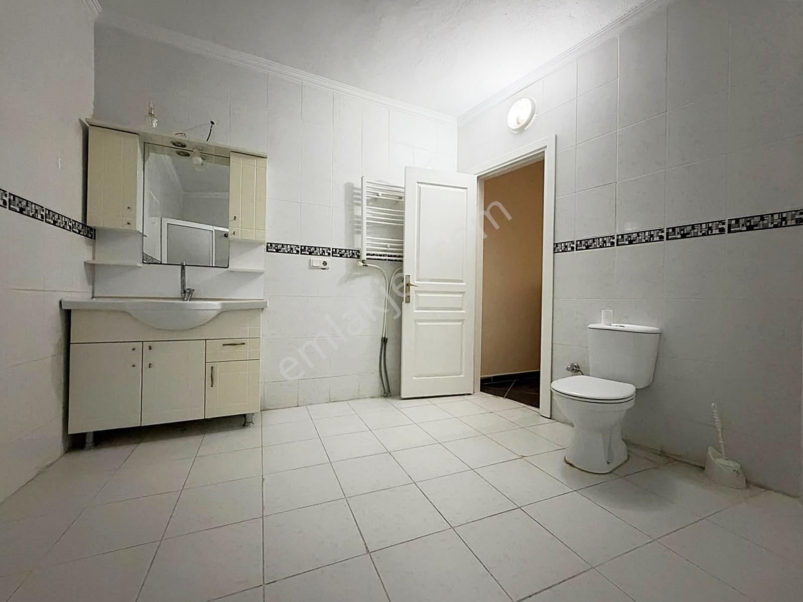 Bağlarçeşme Mh'de Cadde Üzerinde Kat Mülkiyetli 2+1 Daire — fotoğraf 22