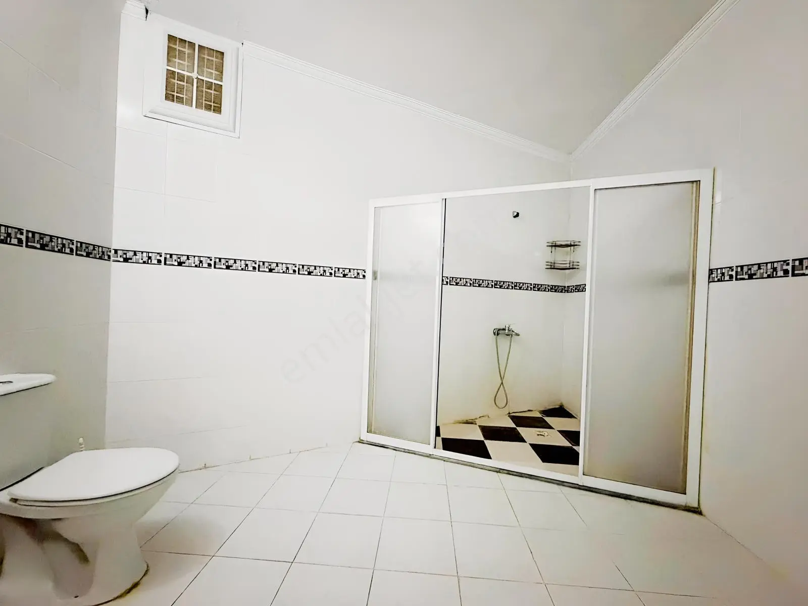 Bağlarçeşme Mh'de Cadde Üzerinde Kat Mülkiyetli 2+1 Daire — fotoğraf 51