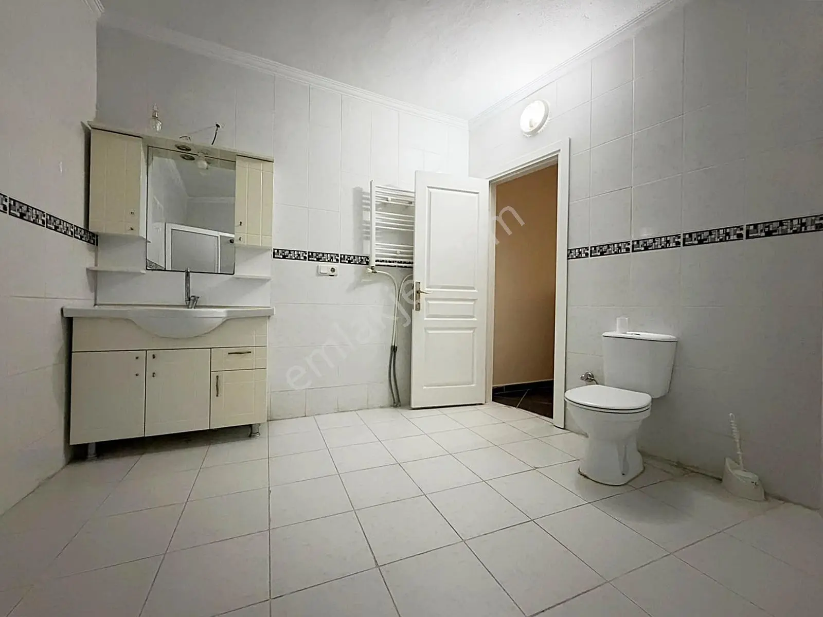 Bağlarçeşme Mh'de Cadde Üzerinde Kat Mülkiyetli 2+1 Daire — fotoğraf 53