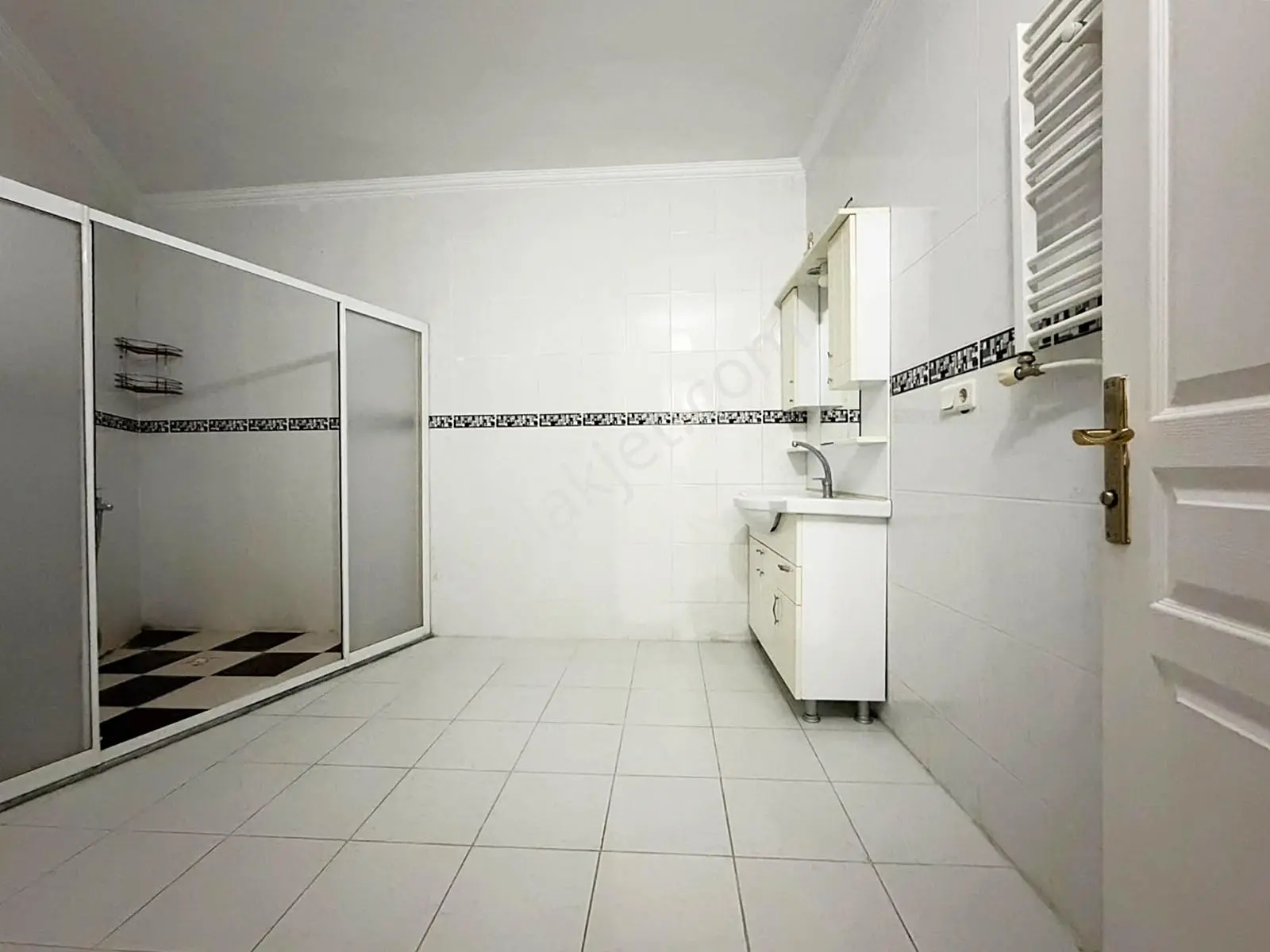 Bağlarçeşme Mh'de Cadde Üzerinde Kat Mülkiyetli 2+1 Daire — fotoğraf 54