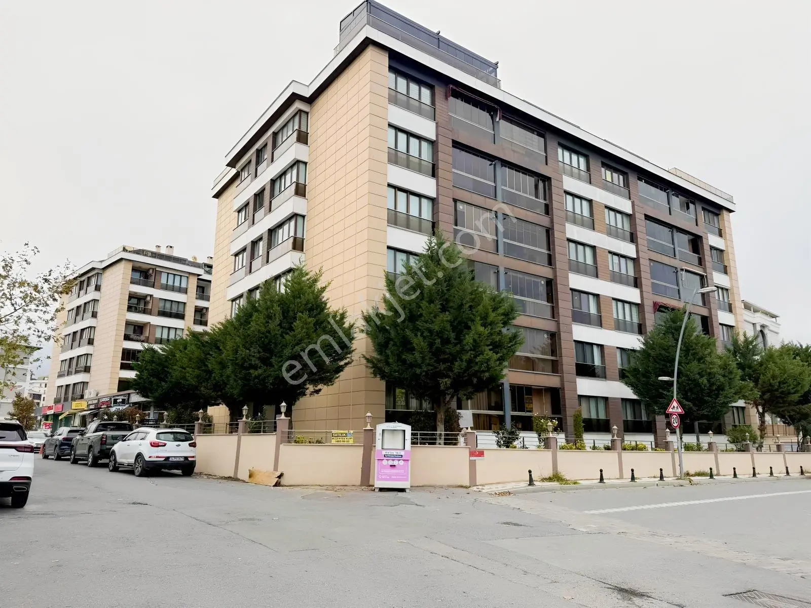 Mımaroba Merkezde Satılık 4+1 Daire Deniz Manzaralı Otoparklı — fotoğraf 2