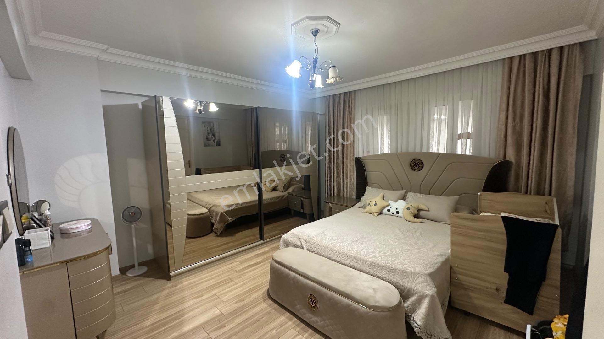 Deniz’den Karaköprü Ali Baba Mah Satılık 3+1 Evebeyn+çift Balkon+açık Otoparklı 1.kat Bakımlı Daire — fotoğraf 8